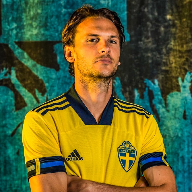 eurofootcom's tweet image. 🚨🇸🇪 𝐎𝐅𝐅𝐈𝐂𝐈𝐀𝐋 | Albin Ekdal (36) has retired. He played the last match of his career over the weekend. 👋

He spent most of his career in Italy, playing for Cagliari, Juventus, Siena, Bologna, Sampdoria, Spezia.

Ekdal made 500+ appearances for club &amp;amp; country.