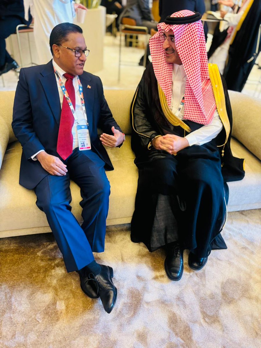 On the margins of the TOURISE event organized by Ministry of Tourism of Saudi Arabia in Riyadh, I met with Mr. Sultan Abdulrahman Al-Marshad, CEO of the Saudi Fund for Development (SFD). I conveyed Sri Lanka’s gratitude to the SFD’s longstanding development assistance to Sri
