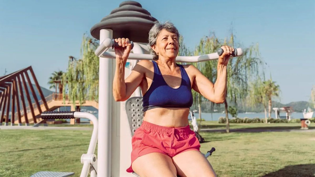 PeakErgonomics's tweet image. The Surprising Link Between Exercise and Brain Health

Physical activity may help improve thinking, enhance memory, and reduce the risk of age-related mental decline.

buff.ly/VJ20sl5

#BrainHealth
#Exercise
#AgingWorkforce