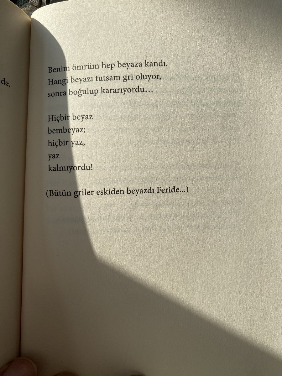 Botaniiko's tweet image. Görüyor musun dağlara dokunuyor insanlar
Giderek dağlaşıyorlar…