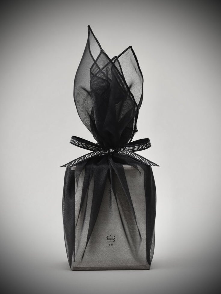 artggx's tweet photo. ㅤㅤㅤ         ㅤㅤ
📦 𝗔 𝘀𝗽𝗲𝗰𝗶𝗮𝗹 𝗱𝗲𝗹𝗶𝘃𝗲𝗿𝘆 𝗵𝗮𝘀 𝗮𝗿𝗿𝗶𝘃𝗲𝗱!

𝗻𝗼𝘁𝗲: teman-teman, ini ada sedikit oleh-oleh dari arthur &amp; nana. semoga suka! maaf agak telat, soalnya pulang dari jepang langsung drop.                
ㅤㅤㅤ https://t.co/5kOmg3ljdf