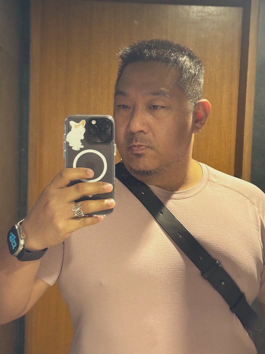Papi_pup2020's tweet image. I don’t look my age….because I really look OLDER 😂  This daddy, turning 45, is looking like a Lolo na!

NASABIHAN PA AKO 2 weeks ago na magtatay daw kami ni jowa 😝 well baby ko naman siya talaga. 

Lahat naman tatanda, might as well embrace it, even the look of it.😝