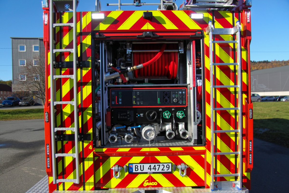 ziegler_nieuws's tweet photo. Nieuwe tankautospuit / SB voor Asker og Bærum brann og redning IKS Noorwegen

Het voertuig is opgebouwd op een Scania chassis, P500 B6x4*4HA.

#Zieglerpower
#madeinthenetherlands https://t.co/OTG6K68dDY