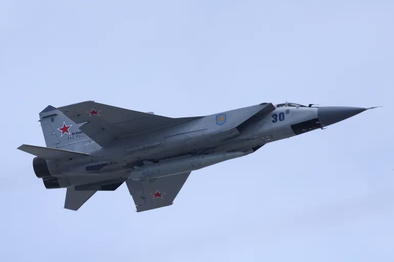 Russia says it has thwarted a Ukrainian-British plan to hijack a MiG-31 jet equipped with a hypersonic missile aje.io/zqjh2e