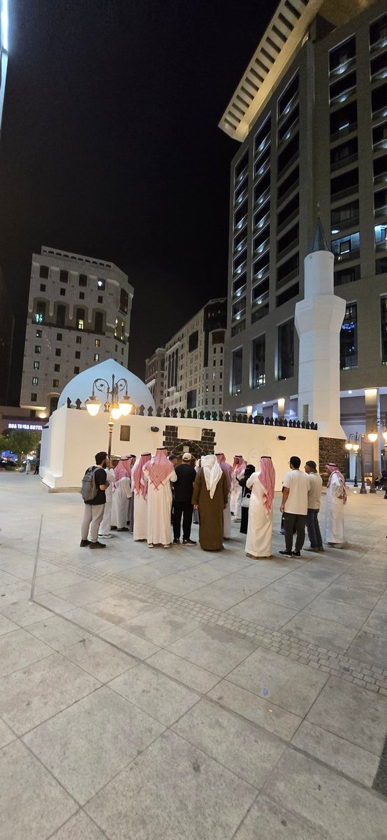 hikingtaibah's tweet photo. سعدنا في #هايكنج_طيبة باستضافة ومرافقة إخوتنا من جمعية مشاة ينبع في زيارتهم للمدينة المنورة 
ايام مميزة جمعنا فيه شغف المشي ومتعة اللقاء، فالرياضة لغة تواصل ومحبة تجمع القلوب . 
@mushatyanbu_org
@ncnp_sa
#المدينة_المنورة
#وزارة_الرياضة 
#رؤية_السعودية_2030 https://t.co/wYDhc2wpPW