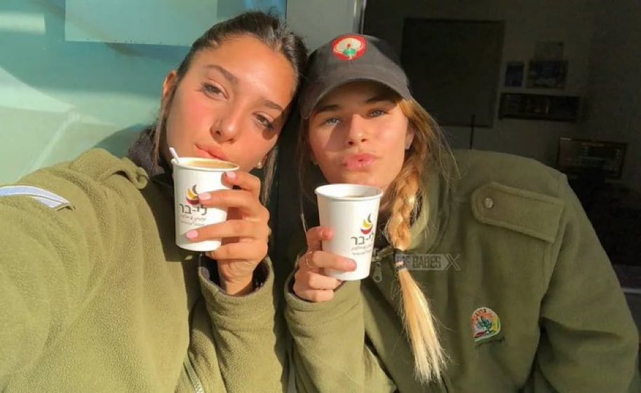 FriskyMav's tweet photo. @IDFBABES — To the brave Lioness Souls guarding the Holy Land with grit & grace:
May your coffee be strong, your aim true, and every sunset remind you—“The Lord is your shade at your right hand.”
(Ps 121:5)
Stay fierce, stay blessed. 🇮🇱💪
#IDFStrong #FaithAndFire @IDF #tuesdaymotivations