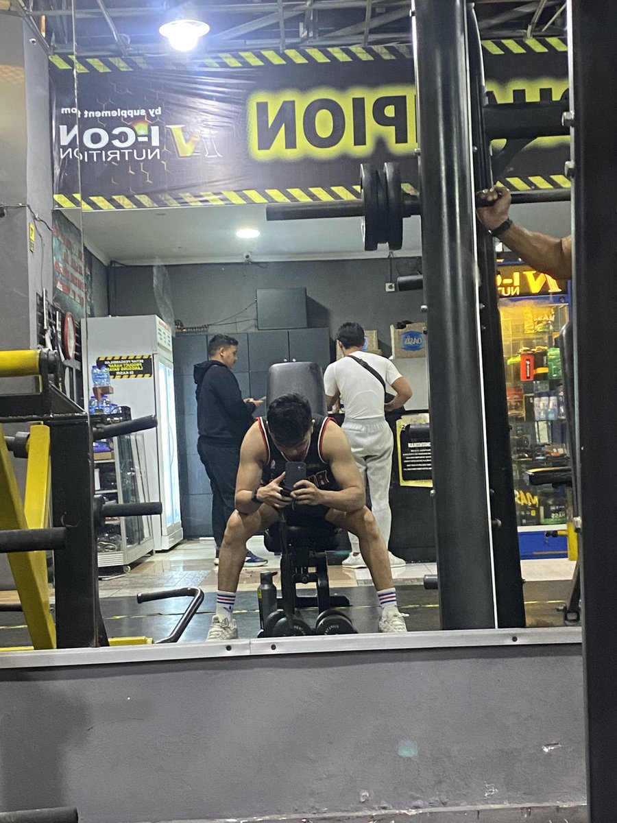 Zetsuputiiih's tweet photo. 💪🏼 https://t.co/iCOYyQDEVC