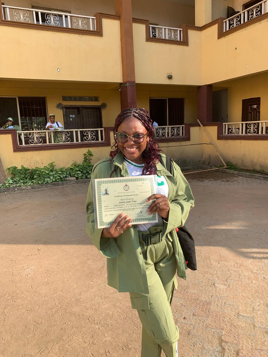 hardeyhola_'s tweet image. POP DAY 💚
A year of growth, lessons, and discovery.
NYSC wasn’t just about service — it was about becoming.

Grateful for every experience, every challenge, and everyone who made this journey worth it.

Here’s to new beginnings, impact, and continued growth. 💚
#NYSC2025 
#POP