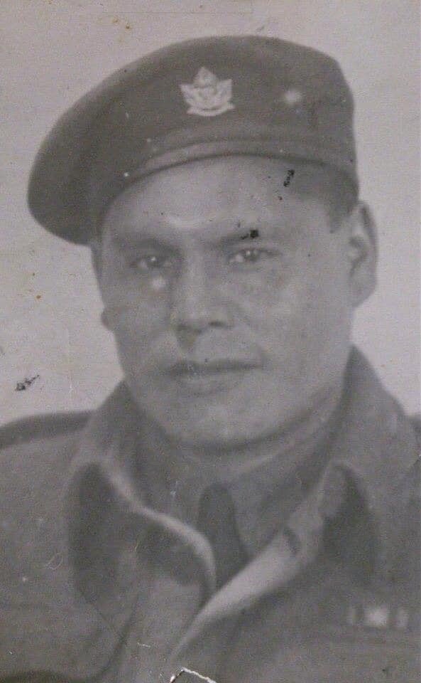 hdawnmckay's tweet photo. @VeteransENG_CA My Uncles, World War II Veterans #lestweforget https://t.co/gybxUXvjpM
