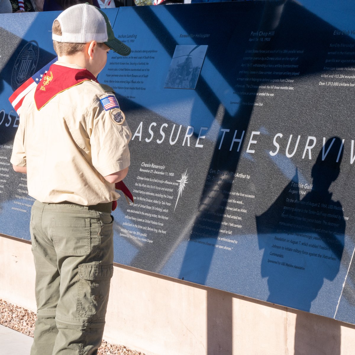 MayorPeoriaAZ's tweet image. On this Veterans Day we remember and honor the brave men and women, past and present, who serve our great nation. Let us never forget their courage and sacrifice.