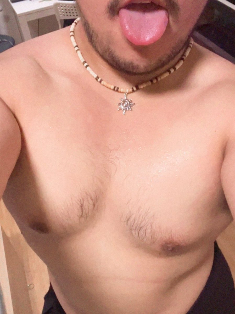 อ้าปากรอแล้วครับ🥵