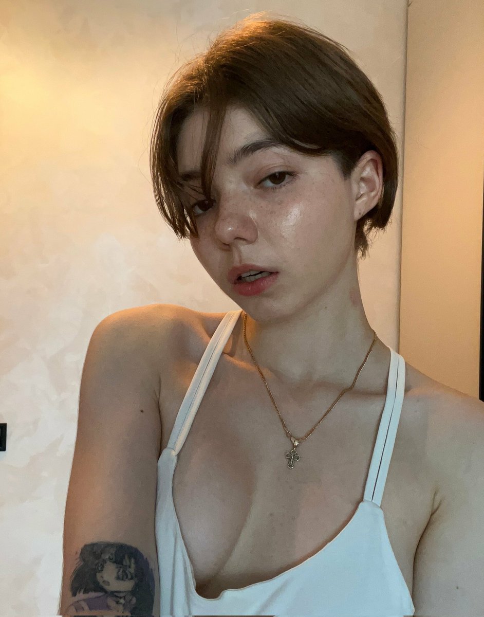 plumpy_eva's tweet photo. Say hi so I know you’re active on X https://t.co/gXLXRCugZy