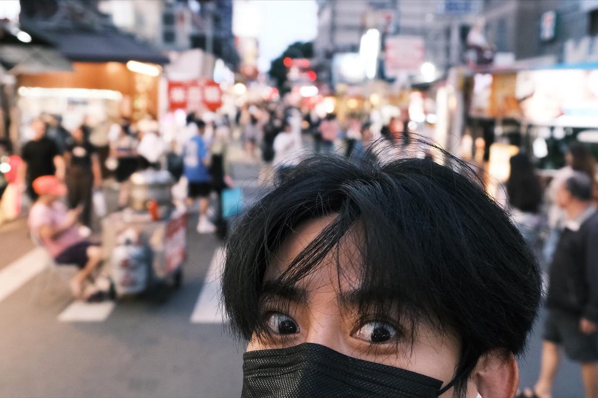 身為北漂台中人，今天看到台中放颱風假台北沒放已經夠不爽，還要一直滑到玉澤演在台中的照片QQ