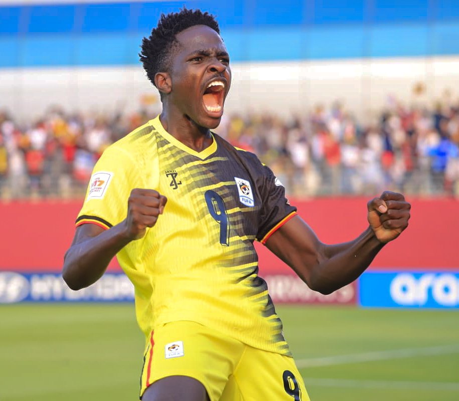 sportslens1's tweet photo. FT' Uganda U-17 1-0 France U-17
#UGAFRA | #U17WC https://t.co/N1nQ8CtO2W