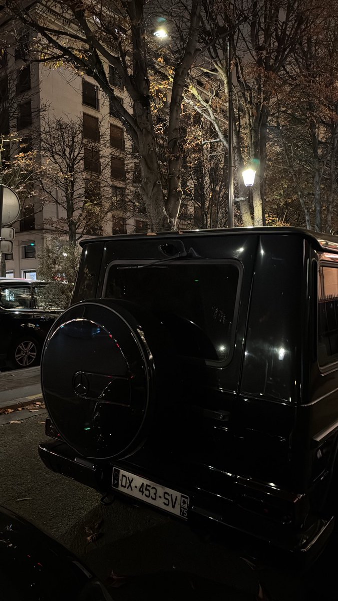 sadr4z's tweet image. paris dump