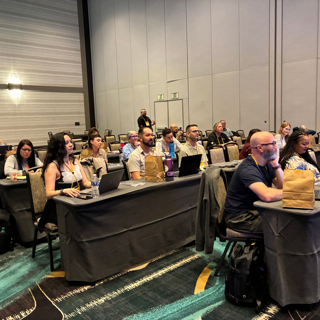ELBlearning's tweet image. What a way to kick off #DevLearn 2025! 💿 Huge thanks to our Pre-Con speakers and everyone who joined us for a day full of insights, collaboration, and 90s-style fun. You brought the energy (and the flannel!). We couldn’t have asked for a better start to the week! #DevLearn2025