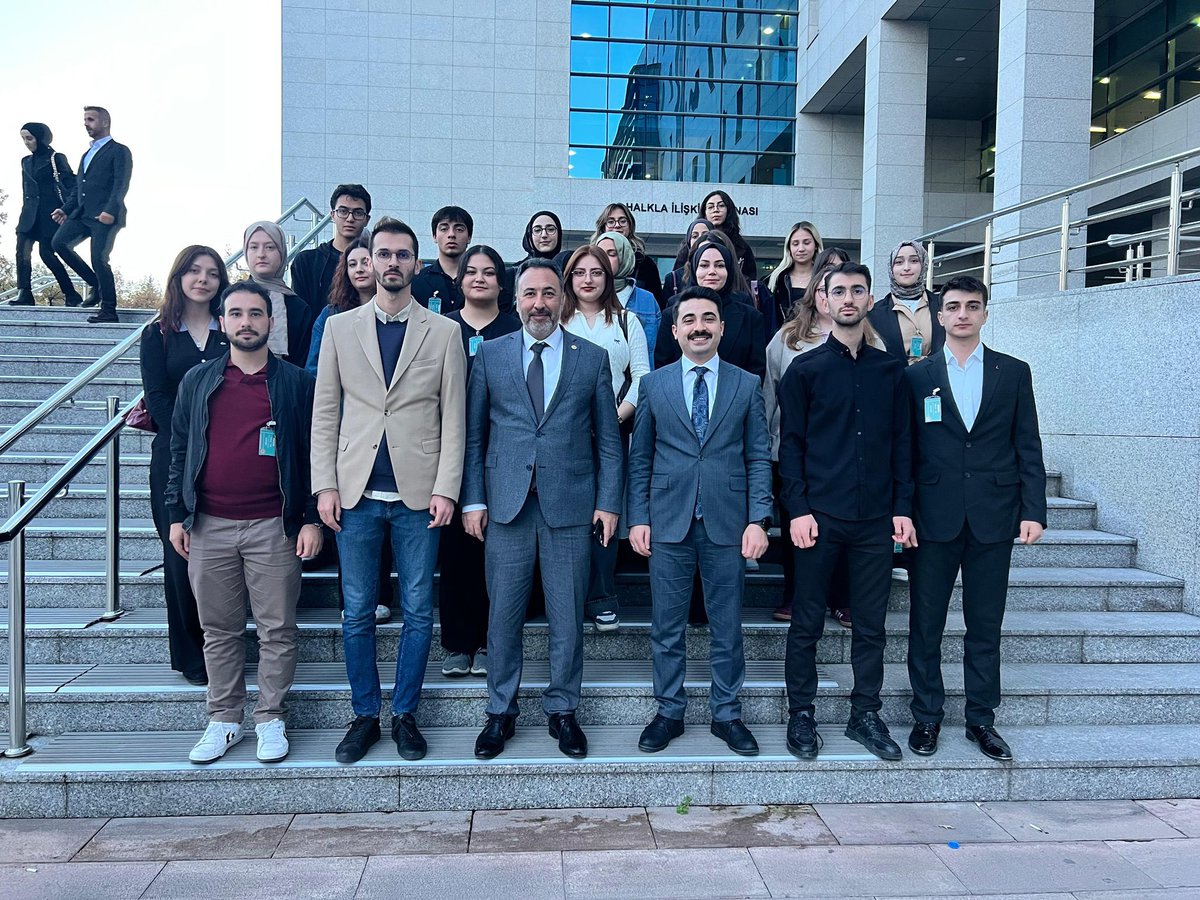 📍Türkiye Büyük Millet Meclisi

KTO Karatay Üniversitesi Hukuk Fakültesi öğrencisi kardeşlerimizle birlikte, Milletvekillerimiz Sayın <a href="/unalkaraman42/">Ünal Karaman</a> , Sayın <a href="/Tahir_Akyurek/">Tahir Akyürek</a> ve Sayın <a href="/mhakanozer/">Mustafa Hakan ÖZER</a> ile bir araya geldik.

Değerli paylaşımları ve misafirperverlikleri için