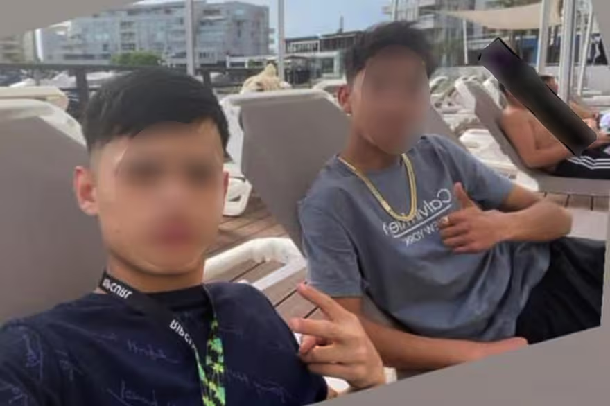 “La vieja hecha un fiambre quedó”, dijo en referencia a Rodríguez Iturriaga. Así se expresaban sobre la señora de 81 años,la llamada banda del millon, operaban en San Isidro, hoy detuvieron al menor de 15 años¡ en otra época el pibe se resistia y palmaba¡