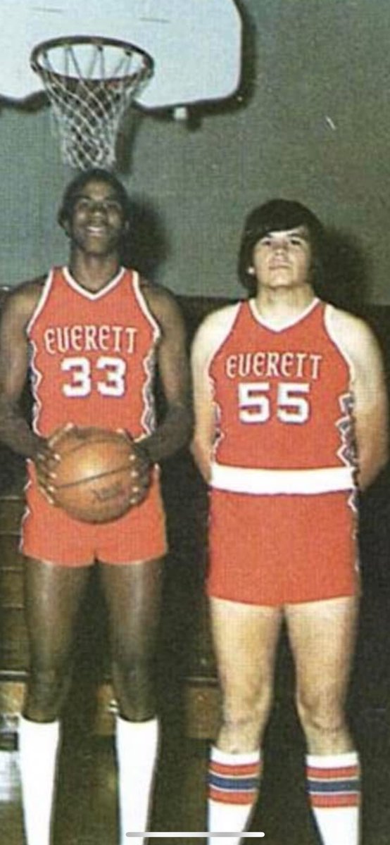 maverick6813's tweet photo. @MagicJohnson I didn’t know Pete Rose played basketball too https://t.co/KTstQC6Hc9