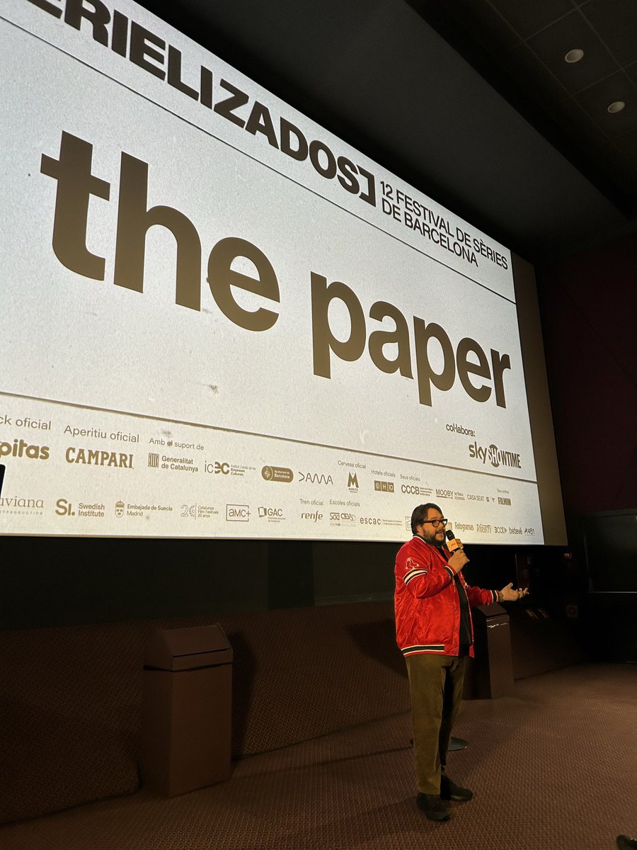 SZSfest's tweet image. Sala plena als @MoobyCinemas Aribau per veure THE PAPER (@SkyShowtime), l’esbojarrat spin-off de la mítica THE OFFICE 🗞️

Presentat per @GuillemFMari ✨