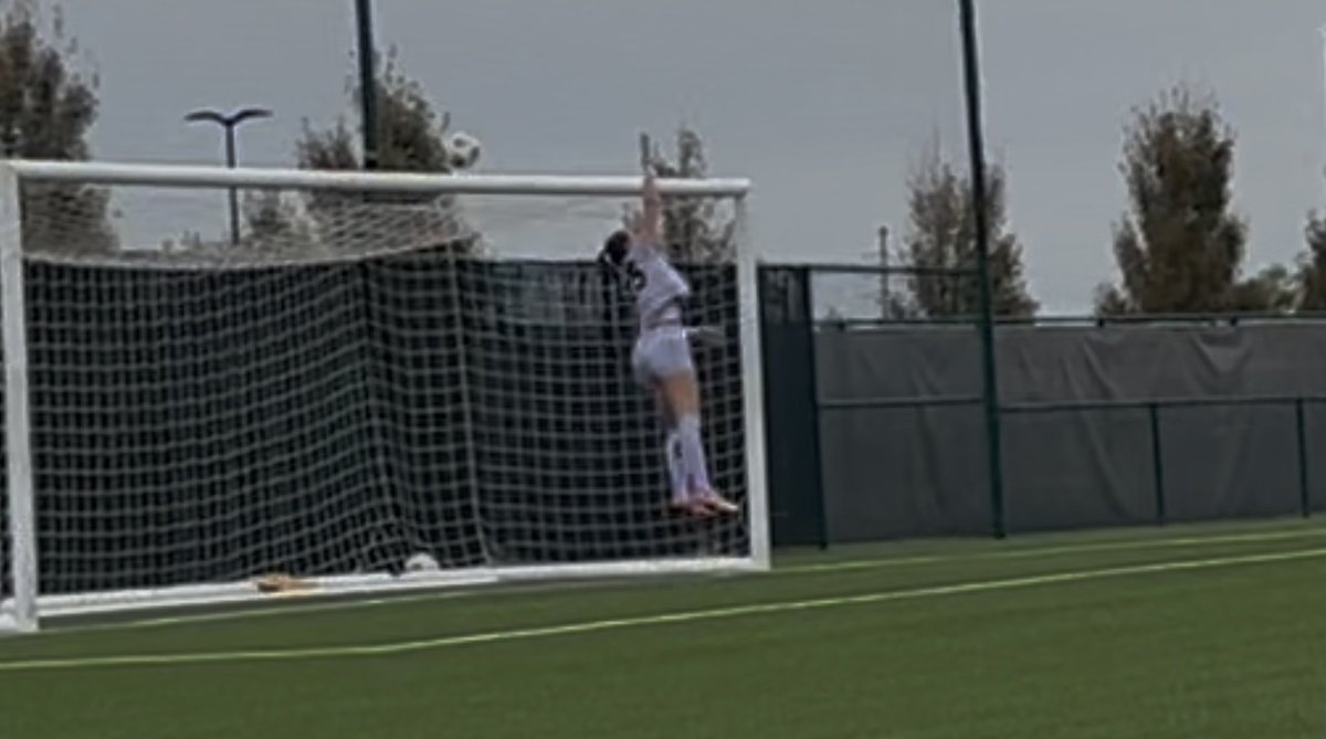 LivOwens25's tweet photo. Only 3 more weeks until my @KSRUSHGA08 team heads to the GA Winter Showcase. Will be battling hard so @TheSoccerWire might include me again in the “Players that impressed” like they did in the Summer session! This time I’m playing up from U17 to U19.  Let’s GO!!!
#BeatYesterday #recruitingjourney

@GAcademyLeague @KSRGirlsAcademy @KS_RushSoccer @ImYouthSoccer @TopDrawerSoccer @PrepSoccer @ImCollegeSoccer @metrosports_mk @HSSoccerKC @hssckc @JREskilson @stasaints_GSCR