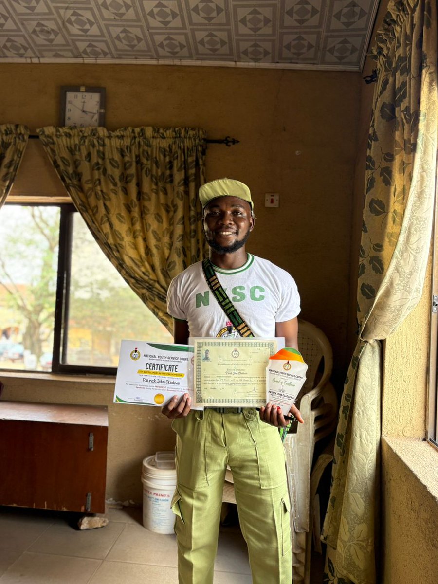 TheJohnPatrickO's tweet photo. I started at the 09 Platoon leader of about 250 corps members. I became the Financial Secretary of SERVICOM Syndicate and ended my service year as the President of SERVICOM Syndicate with about 300 corps members. https://t.co/iZTDO6hIaX