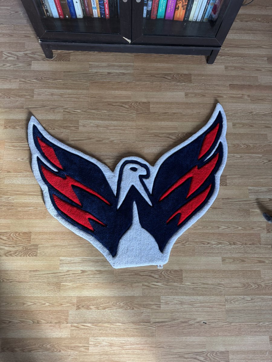 BigGameRugz's tweet photo. Made a little @Capitals fan a surprise for a gift!
Any of my followers Caps fans?
#BigGameRugz #CustomRugs #RugTufting #SmallBusiness https://t.co/9fpO3mg14G