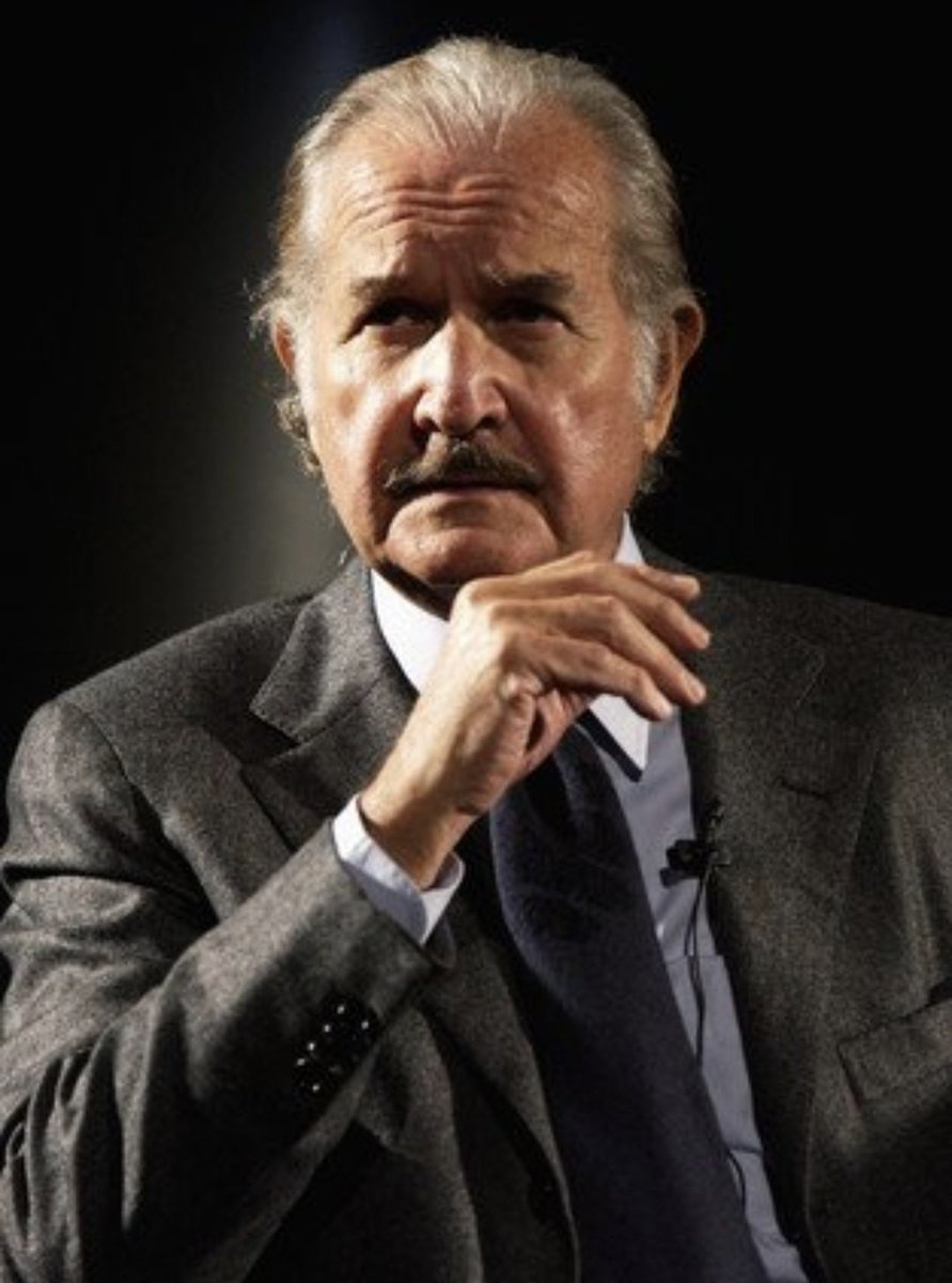 Hoy cumpliría 97 años el escritor Carlos Fuentes.