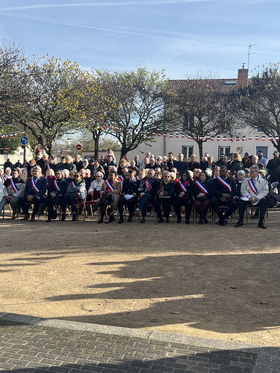 Hélène Geoffroy tweet media