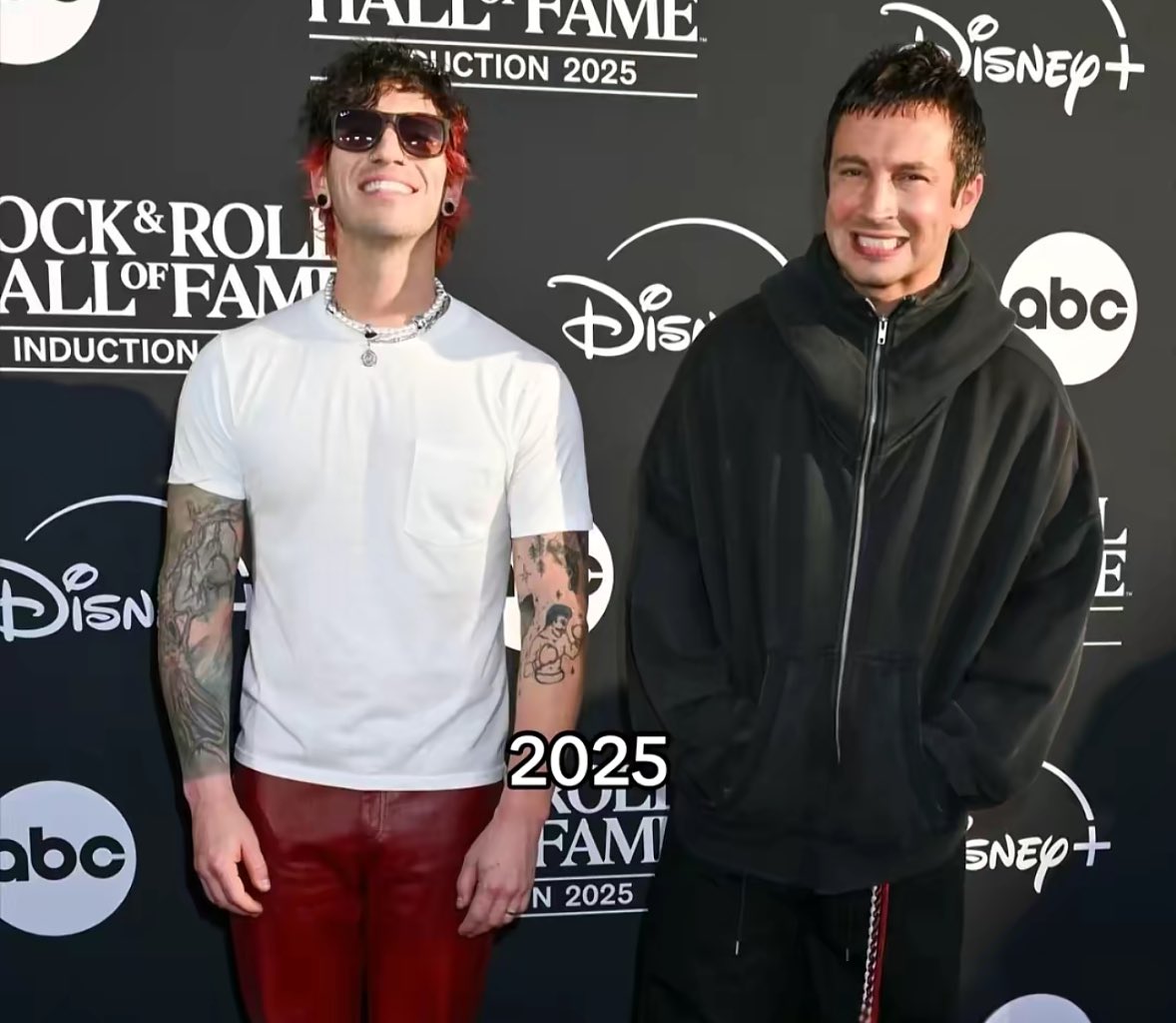 they literally swapped smiles my heart hurts