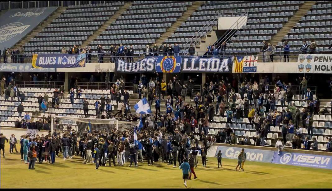 Tarda de les que no s’obliden, tots a una ho treurem. A Badalona!
