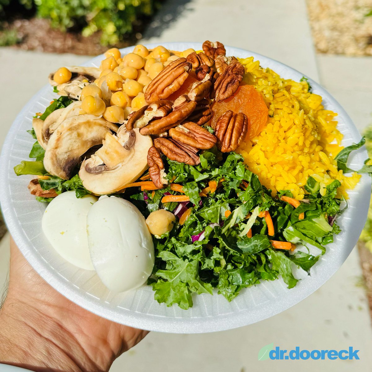 drdooreck's tweet photo. Here was my lunch. 🥗 

— — — — — — — — — https://t.co/iZZ2N2DTAz