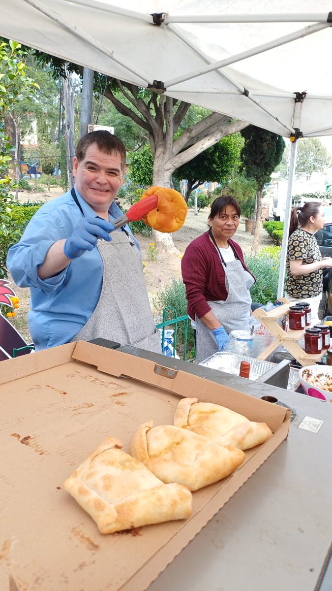 Embajada de Chile en México tweet media