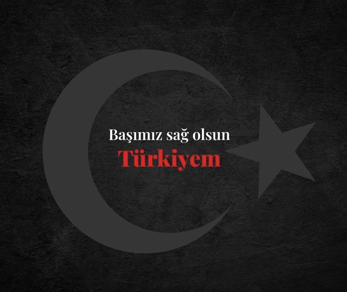 Azerbaycan’dan ülkemize gelmekte olan Milli Savunma Bakanlığı’na ait C-130 kargo uçağının Gürcistan’da düşmesi sonucu şehit olan askerlerimize Allah’tan rahmet; ailelerine sabır diliyorum.

Milletimizin Başı Sağ Olsun🇹🇷