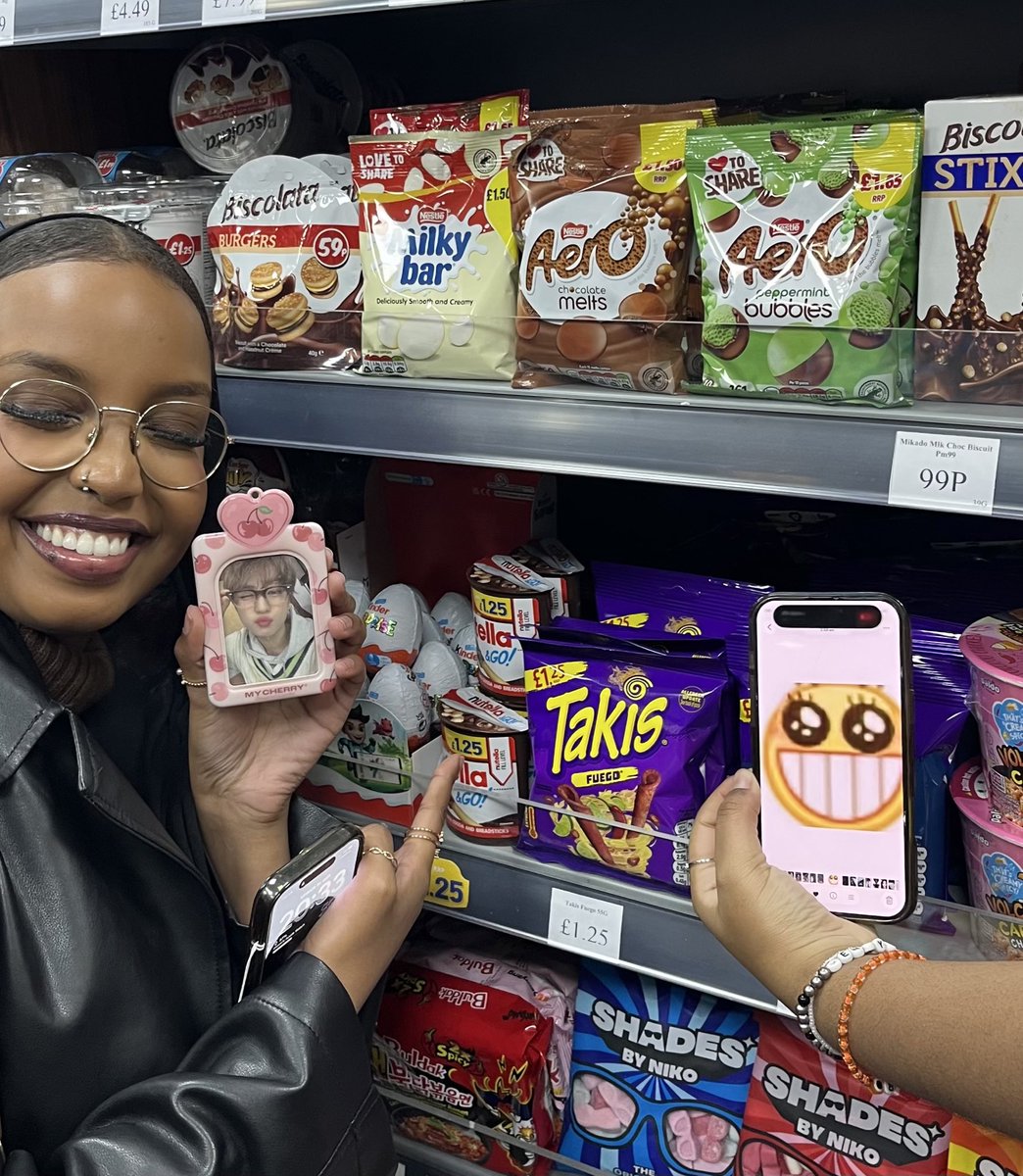 rikizful's tweet image. life outside of twt 🤓

it’s still rikizful