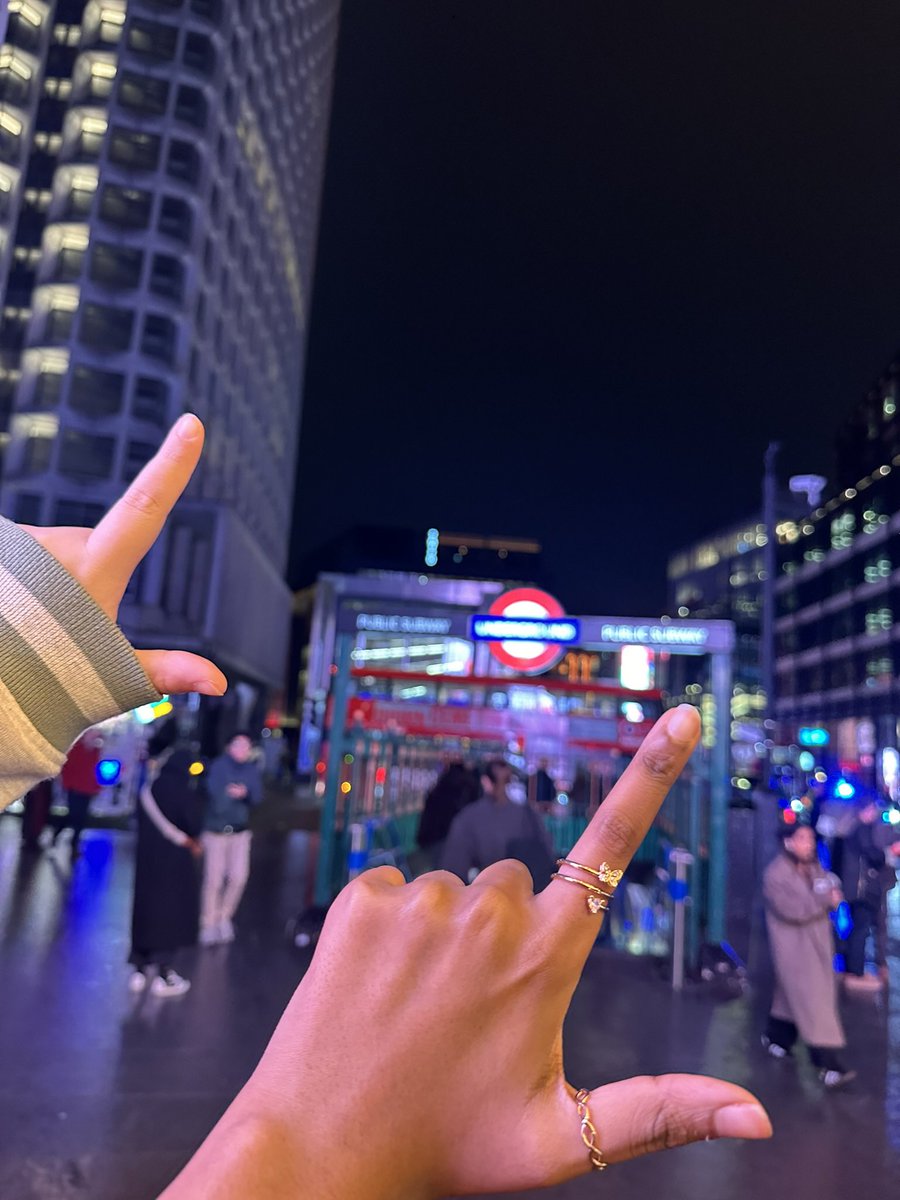 rikizful's tweet image. life outside of twt 🤓

it’s still rikizful