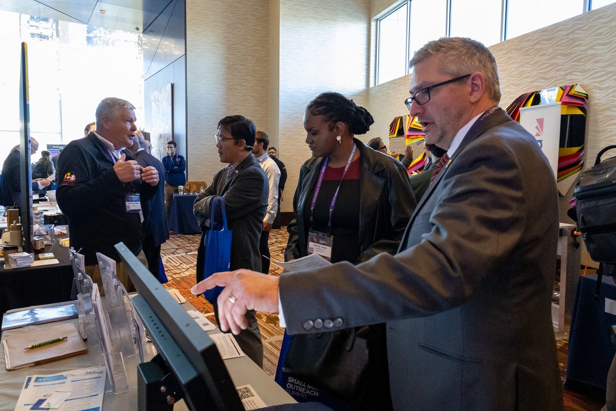 MCPAlert's tweet image. Connecting with Maryland’s small businesses at the 10th Annual Governor’s Small Business Outreach Summit! Secretary Chaudhry joined as a keynote speaker, and DGS staff are sharing opportunities and resources for small, minority, women, and veteran-owned businesses.