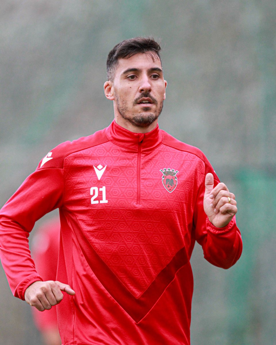 FC Penafiel tweet media