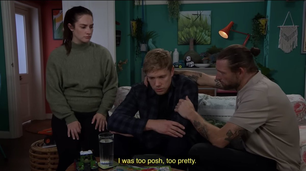 robrondryanfan's tweet image. “I was too posh”

I feel like this might explain a little bit why Robert has been dressing differently since coming out of prison 🥺

#Robron