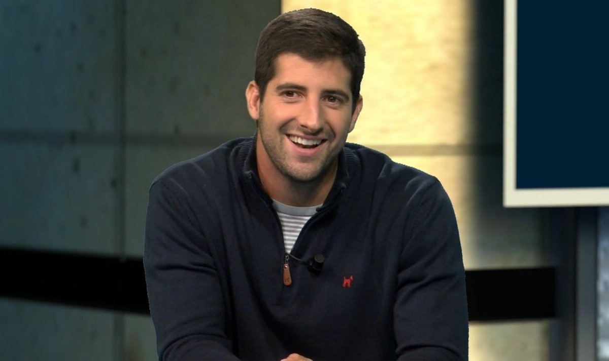 El pésame y el aplazamiento del <a href="/ADCeuta_FC/">AD CEUTA FC</a> 1-1 <a href="/U_D_Almeria/">UD Almería</a>.
El viaje de la afición 🛳🚁 al "Alfonso Murube", el debut de Salmerón o el ilusionante proyecto de <a href="/cvalmeria/">Unicaja Costa de Almería Voleibol 🏴󠁧󠁢󠁥󠁮󠁧󠁿💚</a> con su pte. Pablo Martínez.
<a href="/tijolano/">Pablo Martínez (LEI)</a>, <a href="/chicoflores/">Chico Flores</a> y <a href="/AntonioMtnzP/">Antonio Martínez</a> con <a href="/juanjito8/">Juanjo García</a>.

youtu.be/6j44_z9GrbY?si…