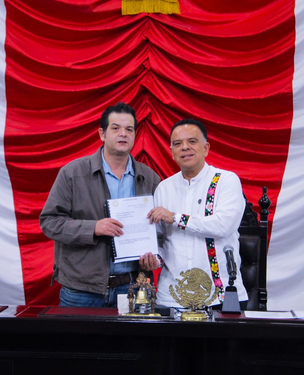 "El problema no es pagar, sino pagar una y otra vez por lo mismo".
Propongo eliminar el reemplacamiento obligatorio y establecer licencias permanentes en Tabasco. #LicenciaPermanente #Tabasco

<a href="/alitomorenoc/">Alejandro Moreno</a>
<a href="/MiguelBarruetaC/">Miguel Barrueta C</a>
<a href="/PRI_Nacional/">PRI</a> <a href="/PRITabasco/">PRI Tabasco</a> <a href="/PRIcentro/">PRI CENTRO</a>