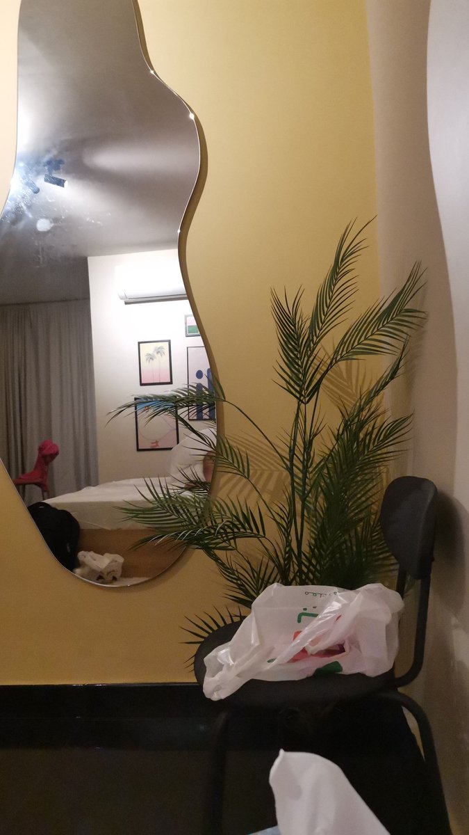 أربعيني زاير جده