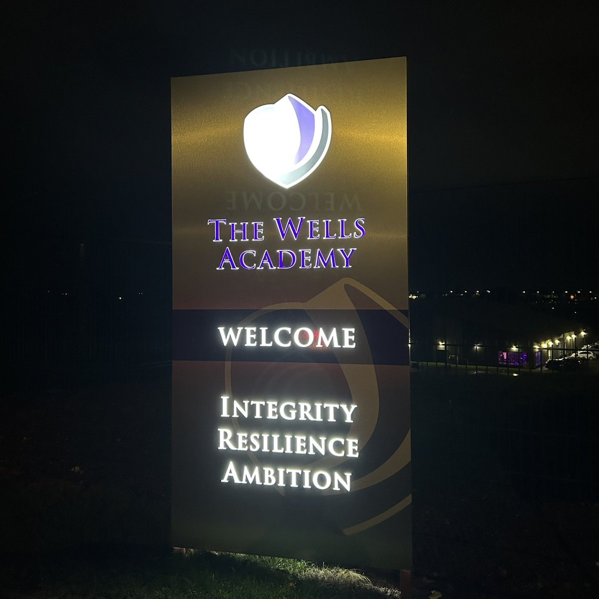 MrColesDrama's tweet image. Late evening @TheWellsAcademy but great to present to colleagues @exemplaryLP with @NAveyard!