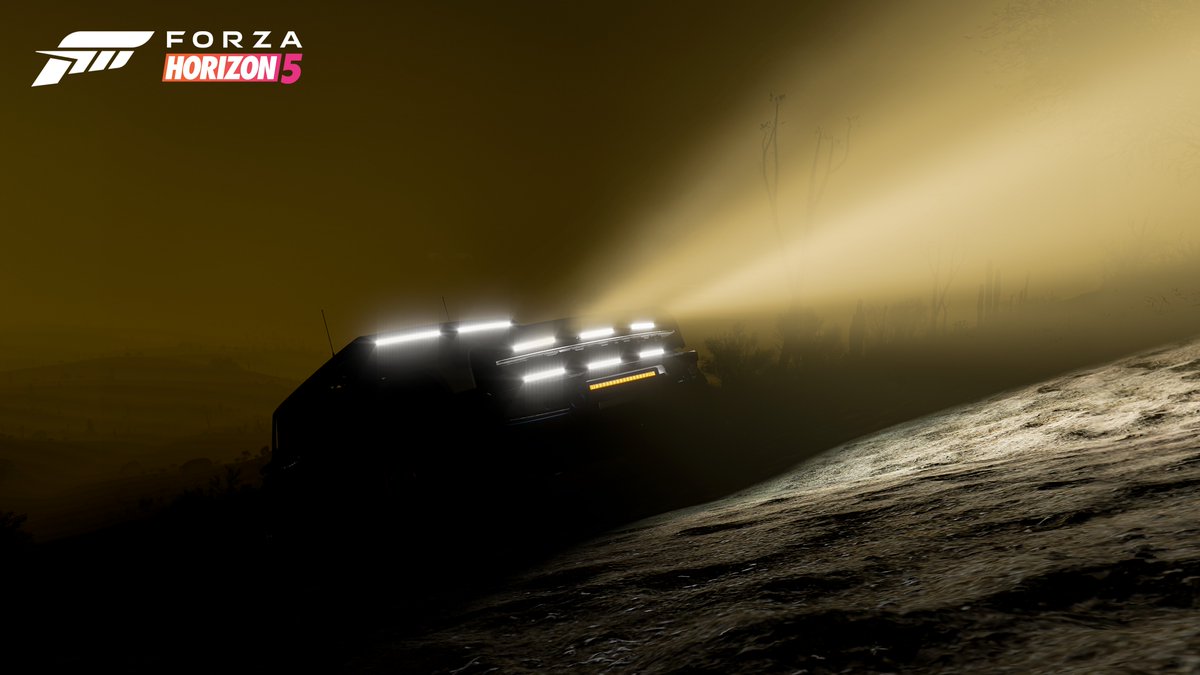 ForzaHorizon's tweet image. Which car would you drive on the moon?