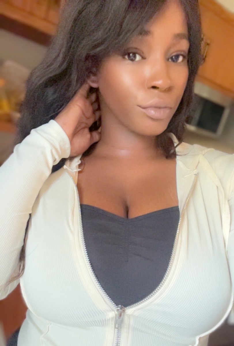 AlanaGoddess93's tweet image. Your money comes to me no matter what