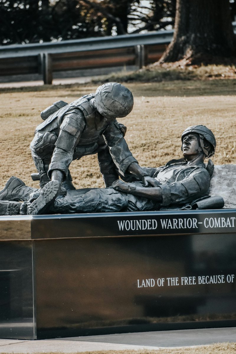 Today we honor the courage, dedication, and sacrifice of our nation’s veterans. 🇺🇸
<a href="/InformerD1gital/">Informer Digital</a> thanks you for your service and commitment to freedom. ❤️🤍💙

#VeteransDay #InformerDigital #ThankYouVeterans #HonorOurHeroes #VeteransDay2025