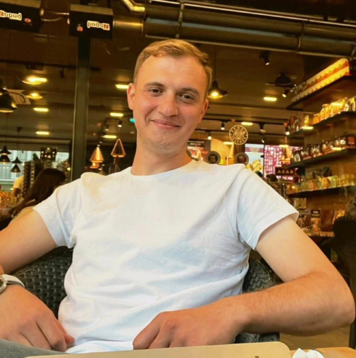 🔴 Uçak kazası sonucu şehit olan Hava Uçak Bakım Astsubay Üstçavuş İlhan Ongan'ın şehit haberi Memleketi Bilecik’teki ailesine verildi.