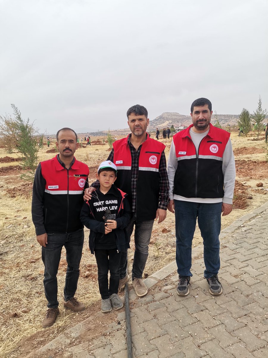 02golbasitarim's tweet photo. #YeşilVatanSeferberliği
#Adıyaman
@TCTarim 
@ibrahimyumakli 
@OGMgovtr
@02golbasitarim https://t.co/bAd41CQRfS