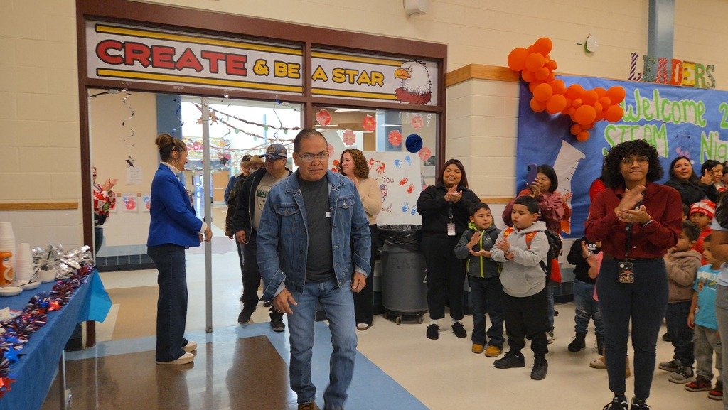 swisd_hcsa's tweet image. Veterans Day Celebration at Hidden Cove!
Thank you to all our Veterans, for your service, sacrifices, and bravery! ❤️🤍💙
#SWISDHEROS #RootedHiddenCove #RootedSWISD