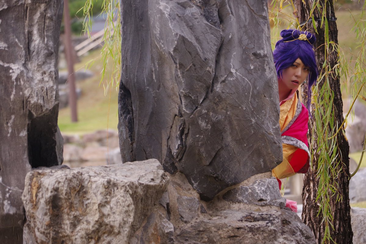 ⚠️コスプレ

・．━━━━━━━━━━━━ † 

あれが、噂に聞く朱雀の巫女？
正妃でもないのに陛下と親しいこと…

━━━━━━━━━━━━．・

📸新さん<a href="/art_000888/">新@造形がんばるぞ</a>